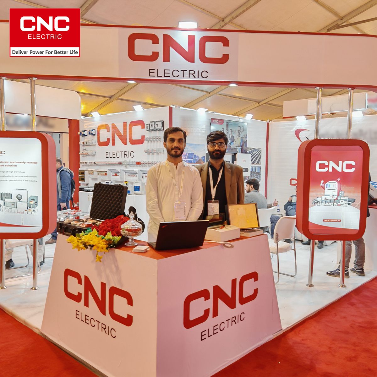 CNC Electric Shines ma Pakistan Solar Expo 2025: Ke kau nei i ke ala no ka ikaika o ka ikaika