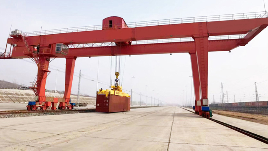 Double girder crane